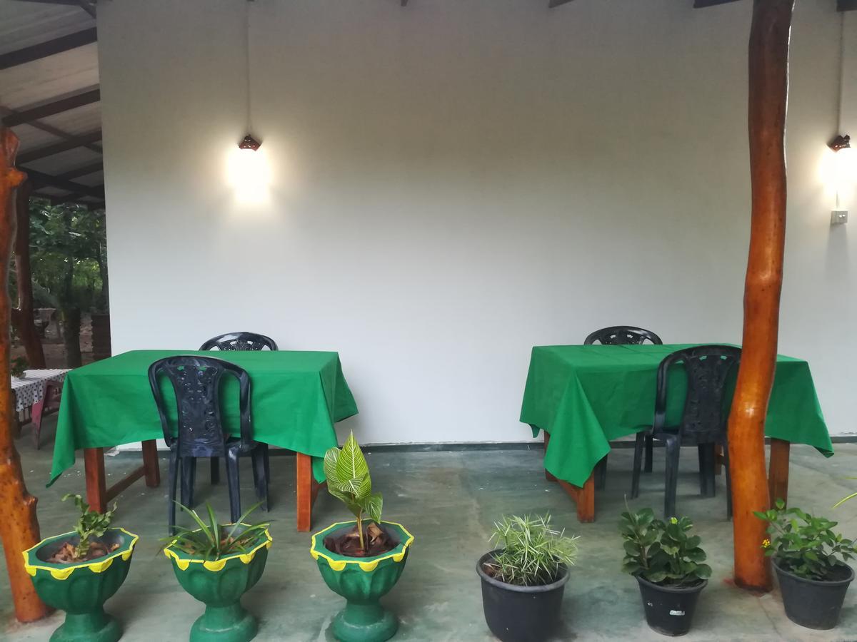 Amaya River Side Homestay Sigirîya Extérieur photo