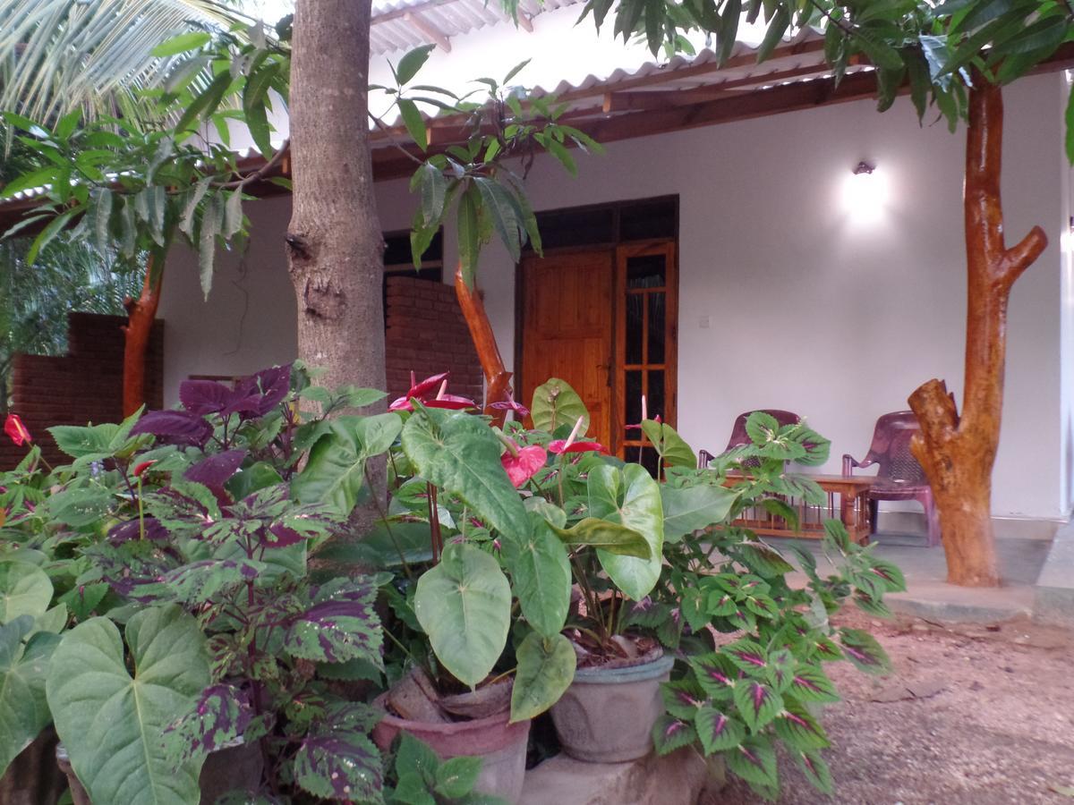 Amaya River Side Homestay Sigirîya Extérieur photo